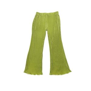 Shiny satin green flowy flared pants